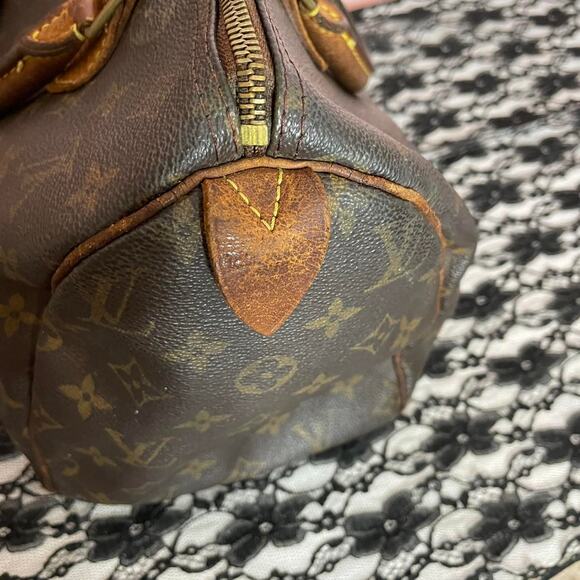 Authentic louis vuitton vintage speedy - Picture 3 of 8
